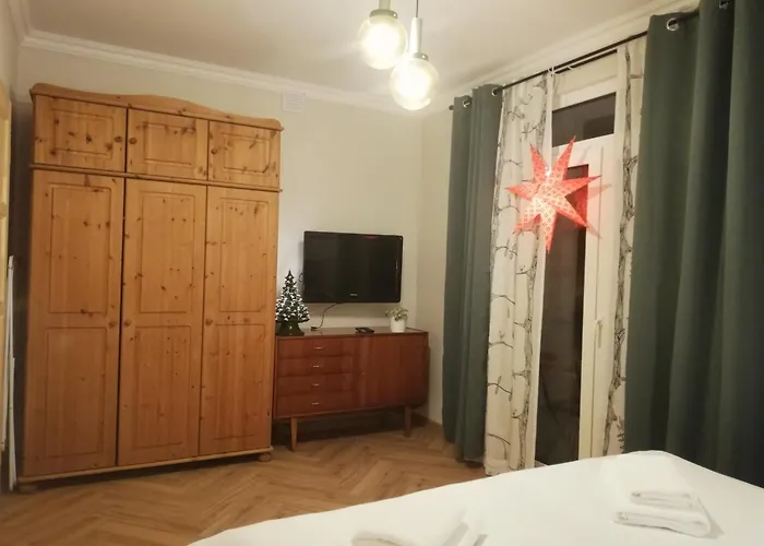 Mirabelka Апартаменты Строне-Слёнске