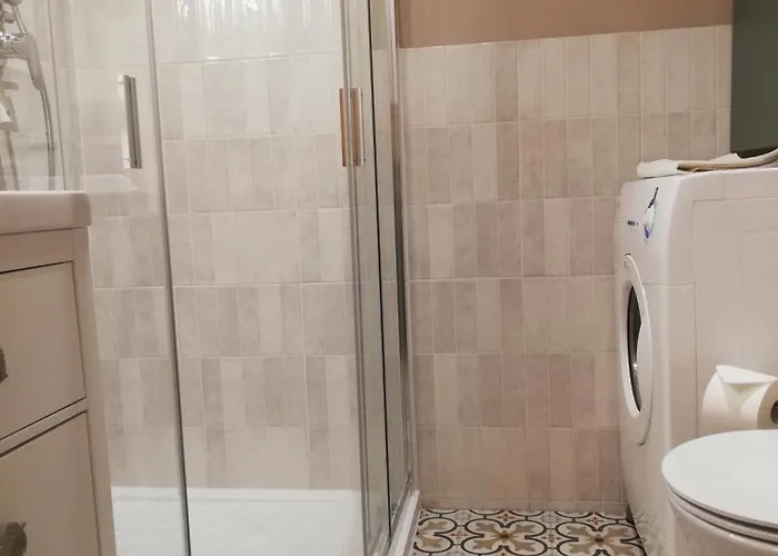 Mirabelka Апартаменты Строне-Слёнске